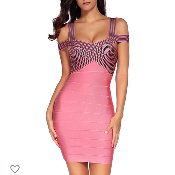Dresses & Skirts - Like New- Pink/Black Bandage Dress 🖤💕